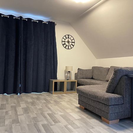 Lochside Loft - Self Catering Apartment For 2 In A Great Location For Inverness Airport And Both Cabot Highlands & Nairn Golf Courses Exterior foto