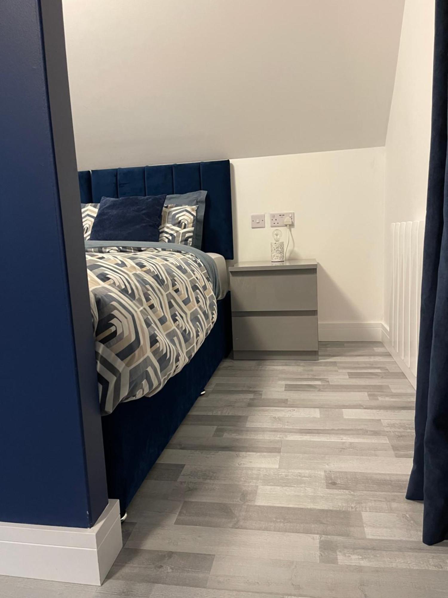 Lochside Loft - Self Catering Apartment For 2 In A Great Location For Inverness Airport And Both Cabot Highlands & Nairn Golf Courses Exterior foto