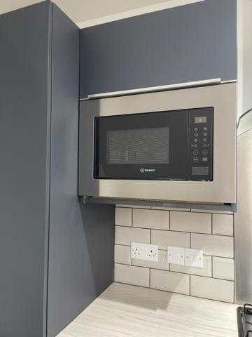 Lochside Loft - Self Catering Apartment For 2 In A Great Location For Inverness Airport And Both Cabot Highlands & Nairn Golf Courses Exterior foto